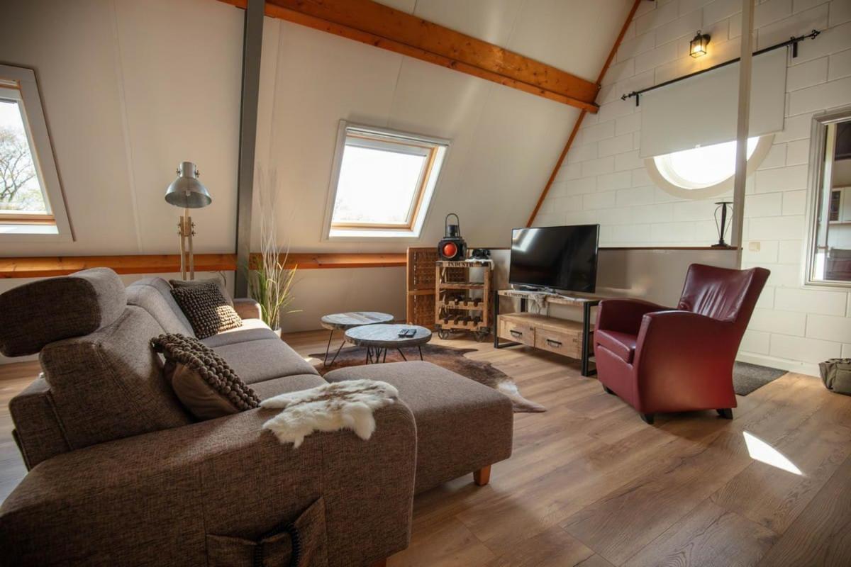 Vakantiehuis De Drie Bruggen ファルケンスワールト エクステリア 写真